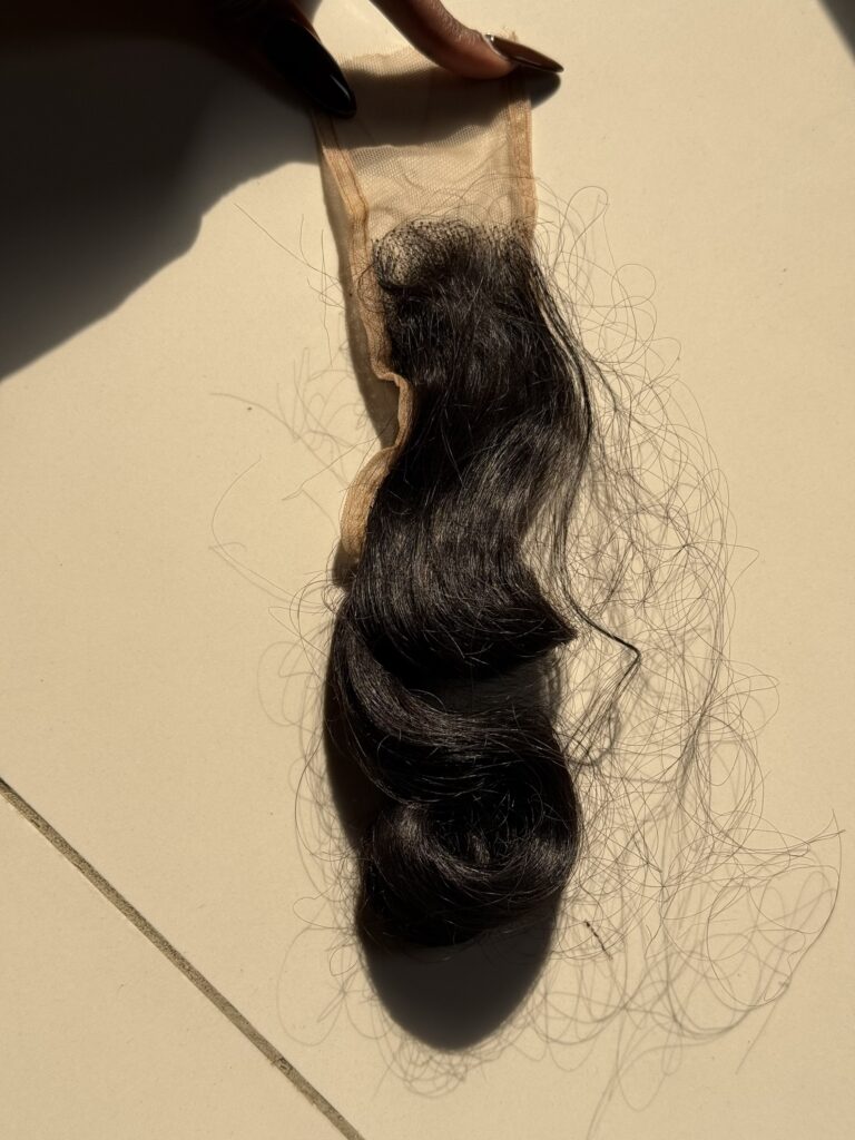 Raw Wavy Closure